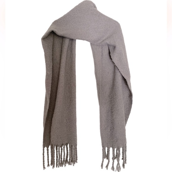 Urban Outfitters Gray Nubby Scarf - Picture 3 of 6